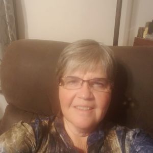 Meet your Posher, Sandra